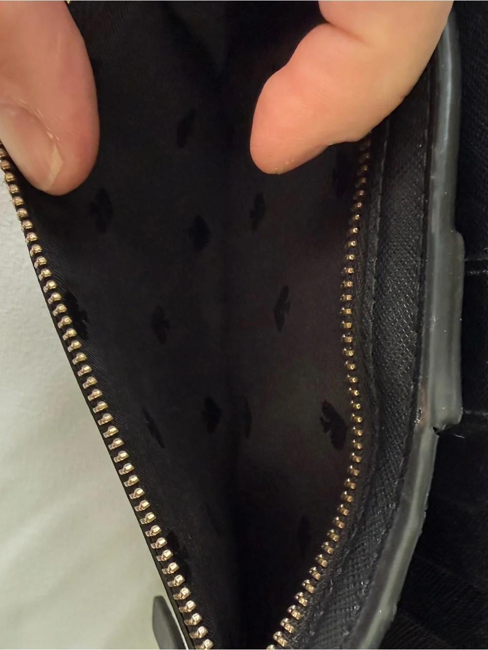 Kate Spade Saffiano Leather Zip Wallet — Black